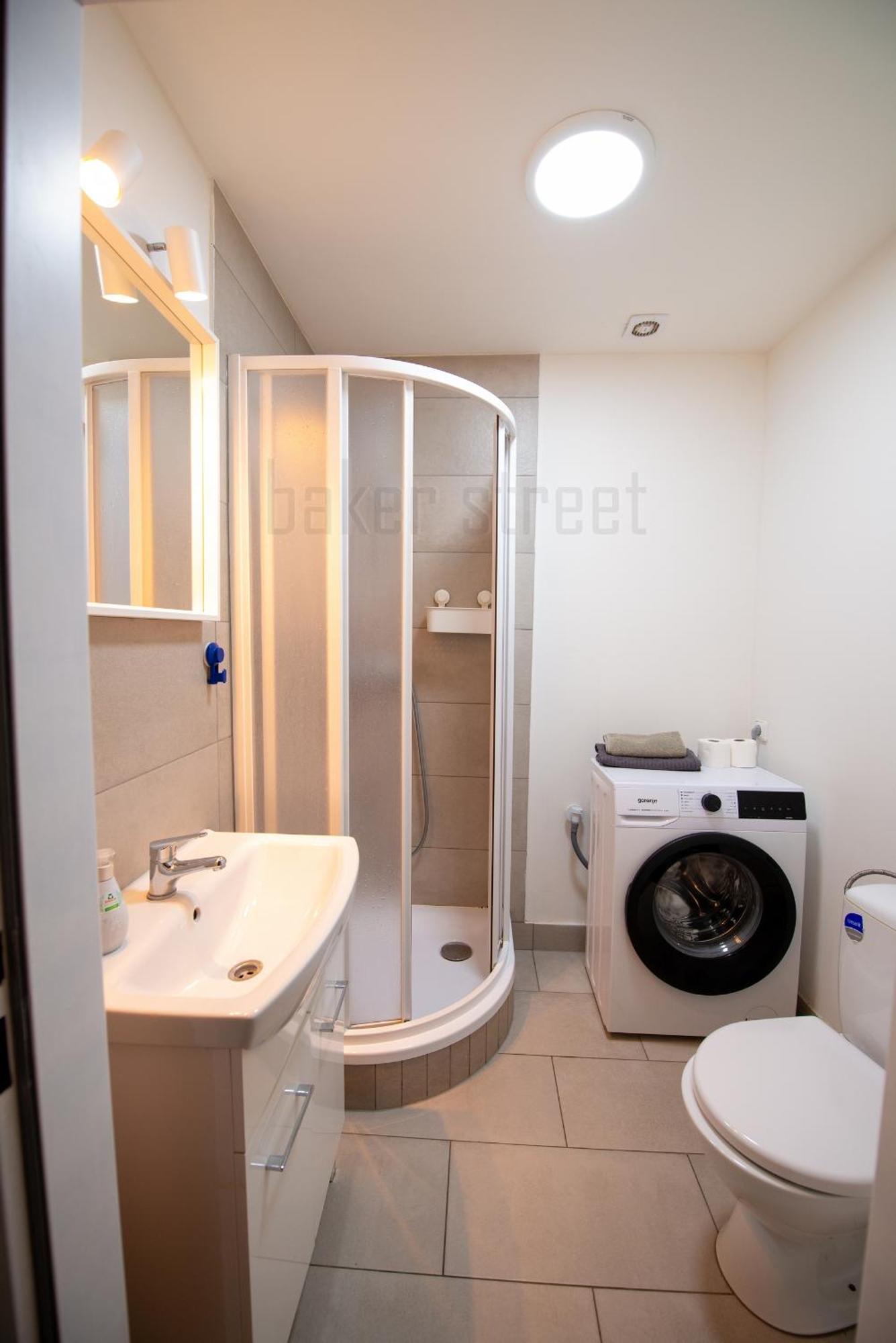 2 Rooms Apartment Close To Palmovka Prag Eksteriør billede